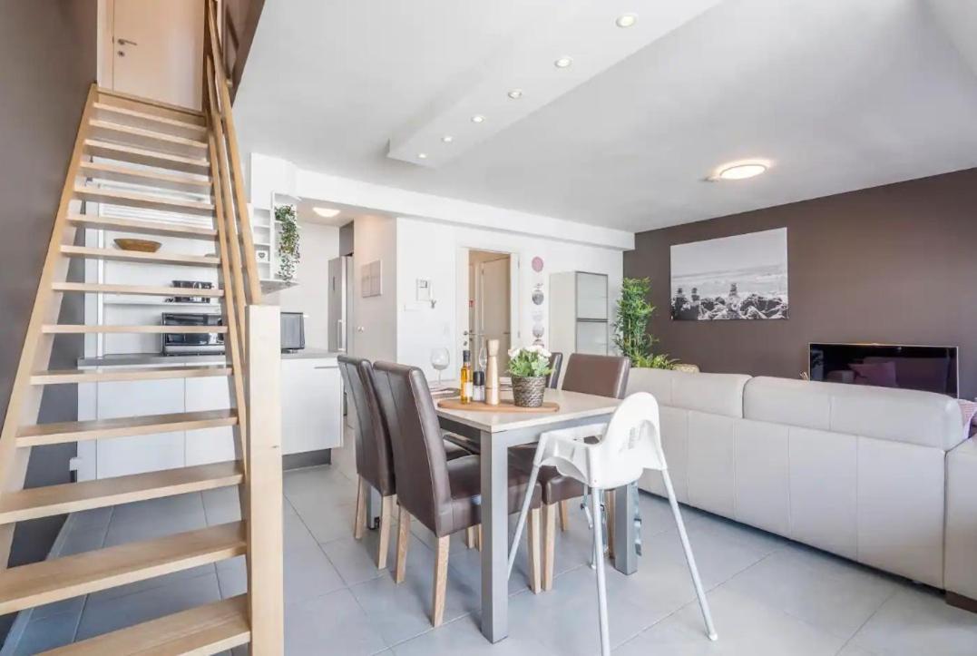 Cosy Duplex In Westende Met 3 Slpk 米德尔克尔克 外观 照片
