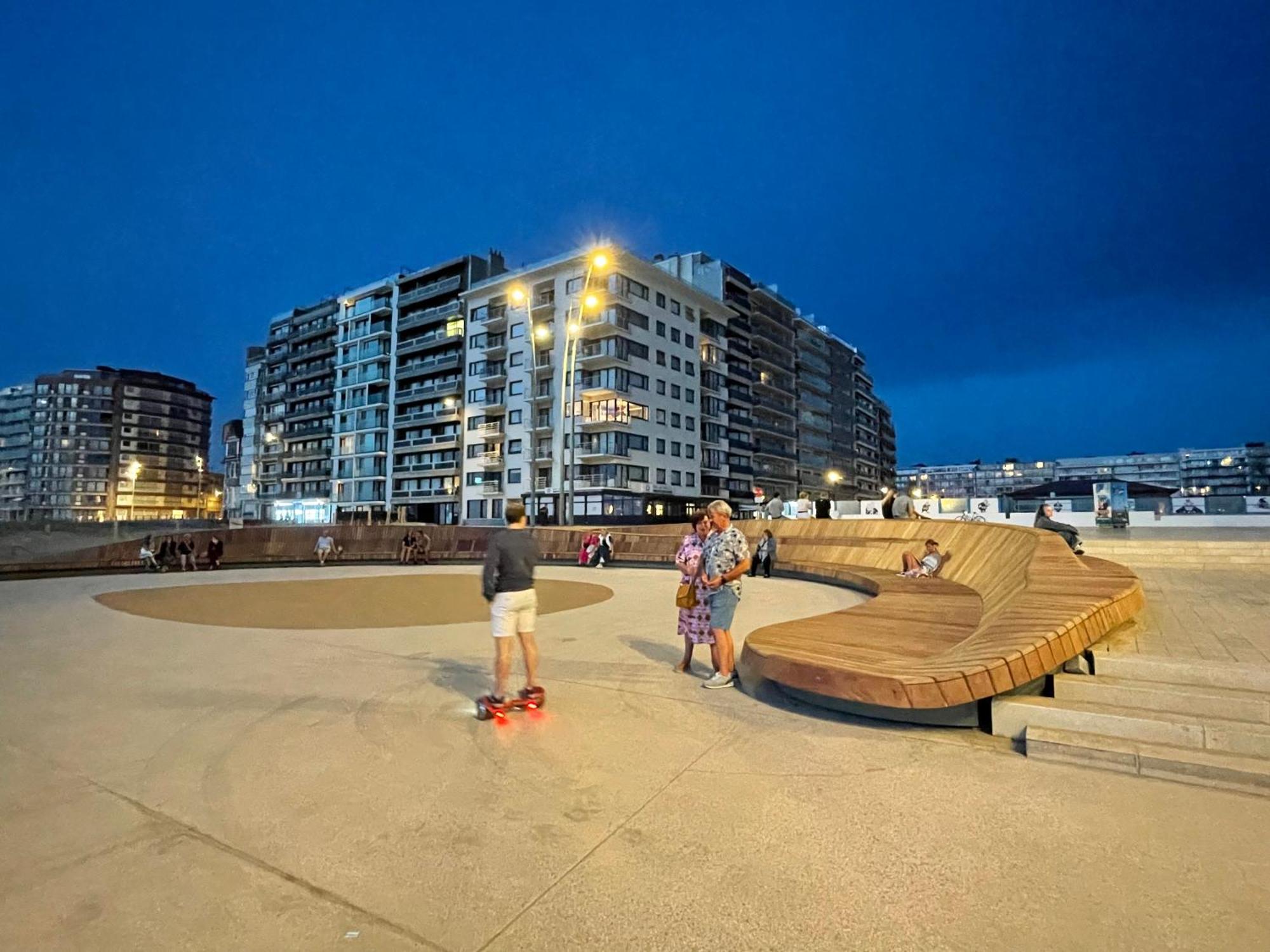Cosy Duplex In Westende Met 3 Slpk 米德尔克尔克 外观 照片